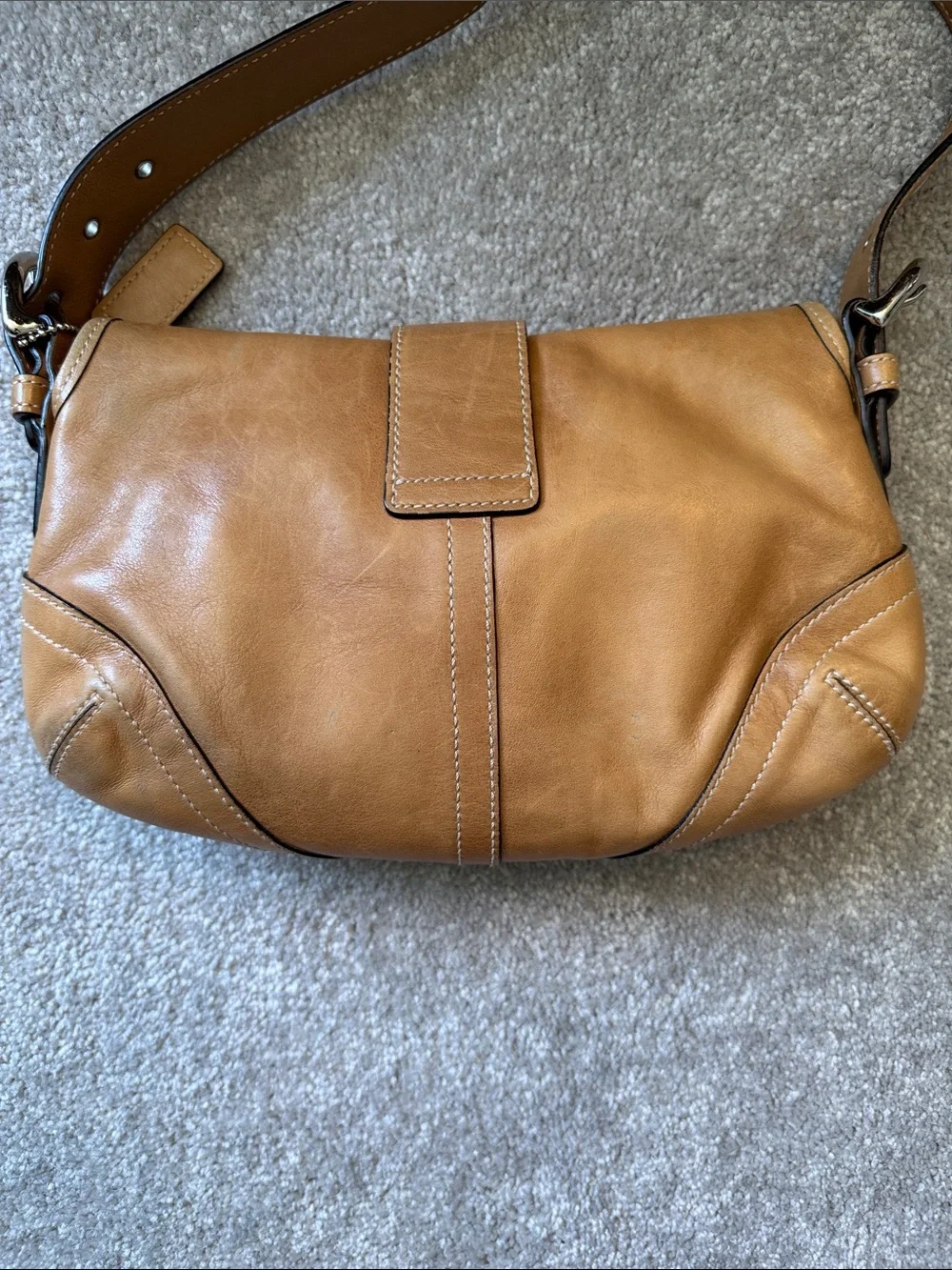 Coach Vintage British Tan Soho Small Buckle Flap Shoulder Bag w/Matching Wallet - Picture 7 of 16